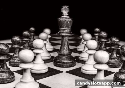 围棋入门秘籍：糖果派对电子游艺下载助你实现思维进阶与技能跃升