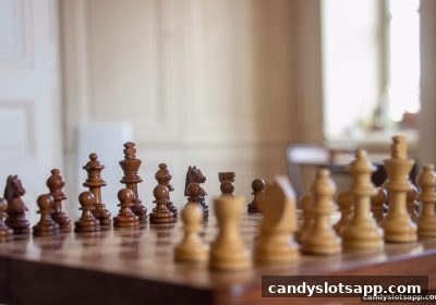 糖果派对电子游艺下载：斗地主核心技巧与欧冠实时比分的策略融合指南